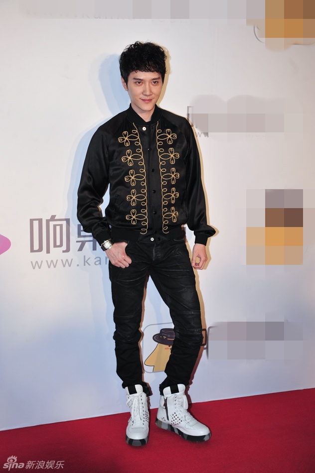 Sao tren tham do anh 6