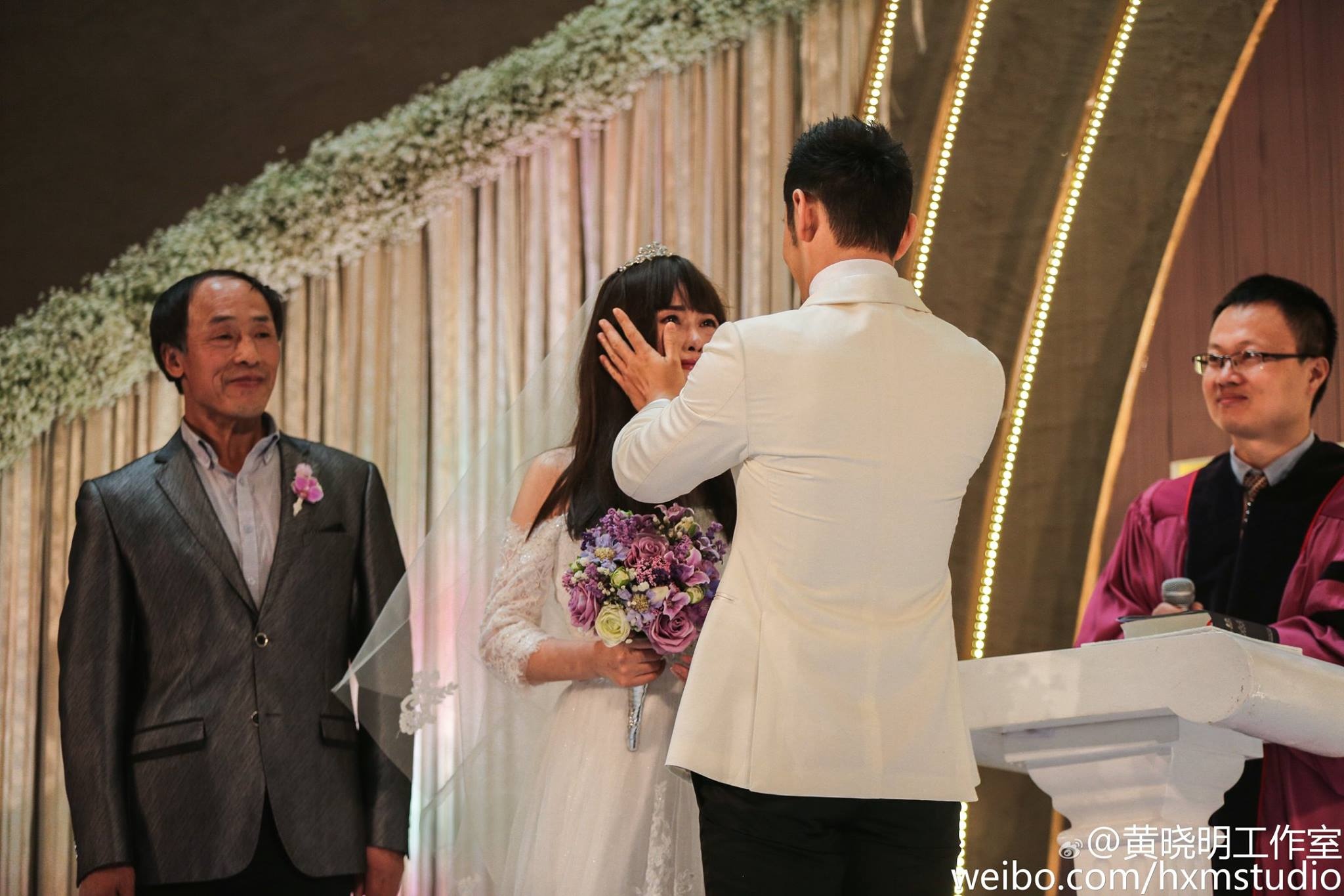 Huynh Hieu Minh lam chu hon anh 2