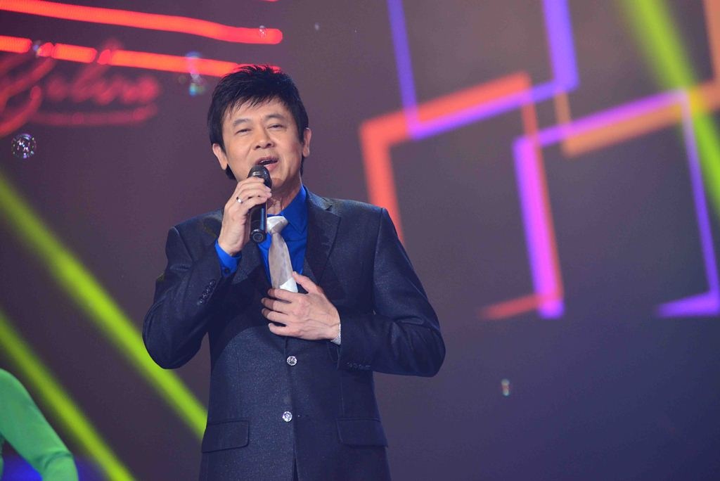 Thai Chau hat Ai dua em ve hinh anh