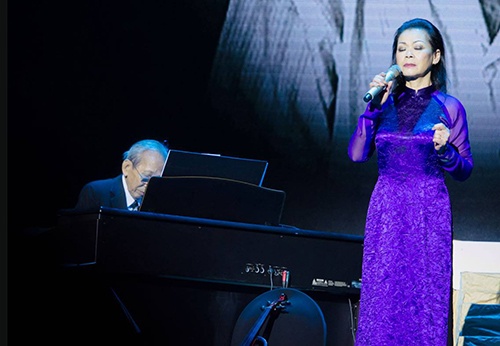 Khanh Ly - Mua thu canh nau hinh anh