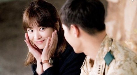 ‘Hau due mat troi’: Hay nhieu, do cung khong it hinh anh