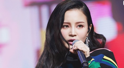 Sep YG lo lang vu dao cua Lee Hi hinh anh