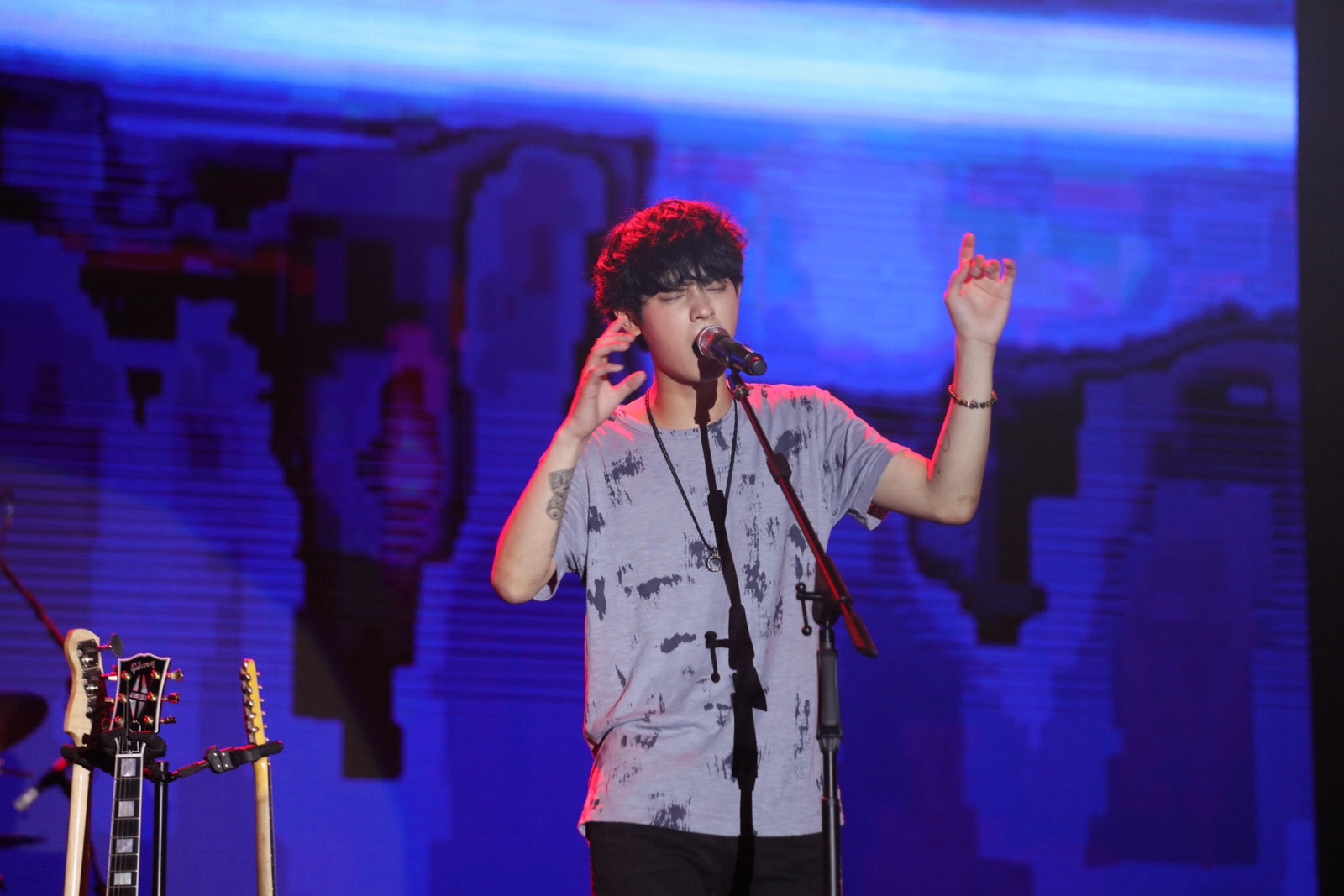 Tuan Hung song ca voi YJB anh 3