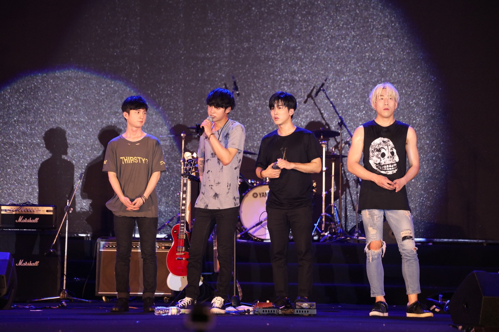 Tuan Hung song ca voi YJB anh 2