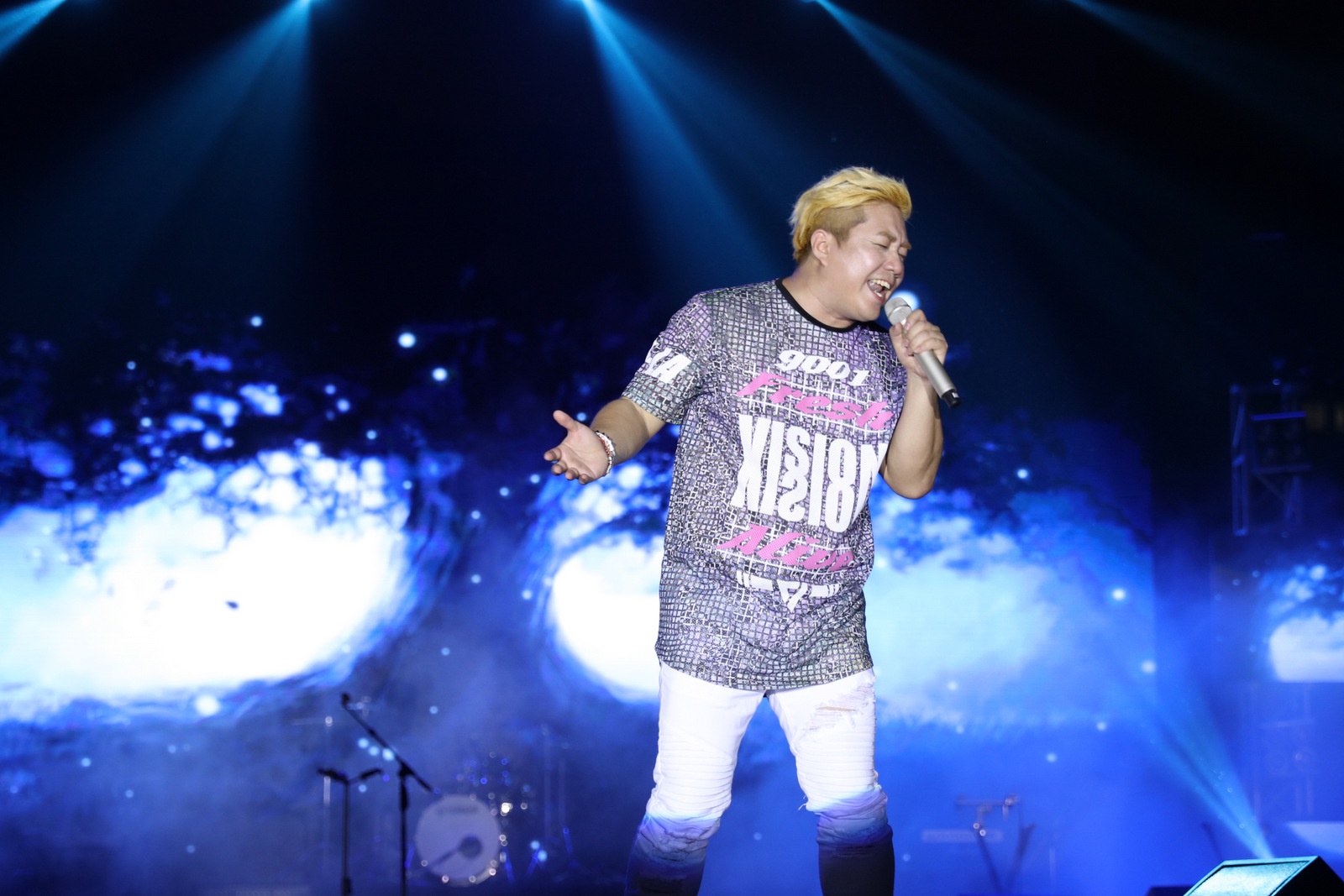 Tuan Hung song ca voi YJB anh 5