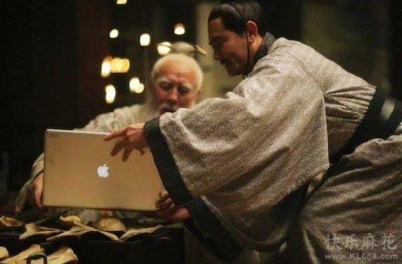 Hau truong phim co trang anh 8