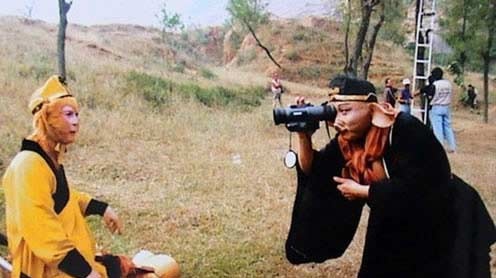 Hau truong phim co trang anh 1