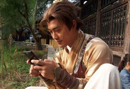 Hau truong phim co trang anh 15