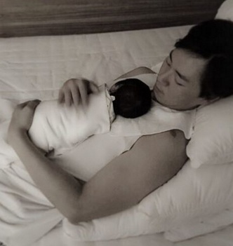 Han Ga In khoe con gai anh 1