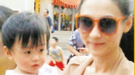 Con trai ut khong muon gap mat Ta Dinh Phong hinh anh