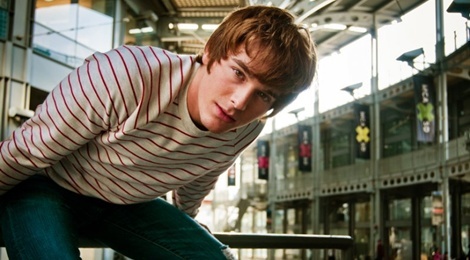 'Nguyen mau' chi trich phim khieu dam cua James Franco hinh anh