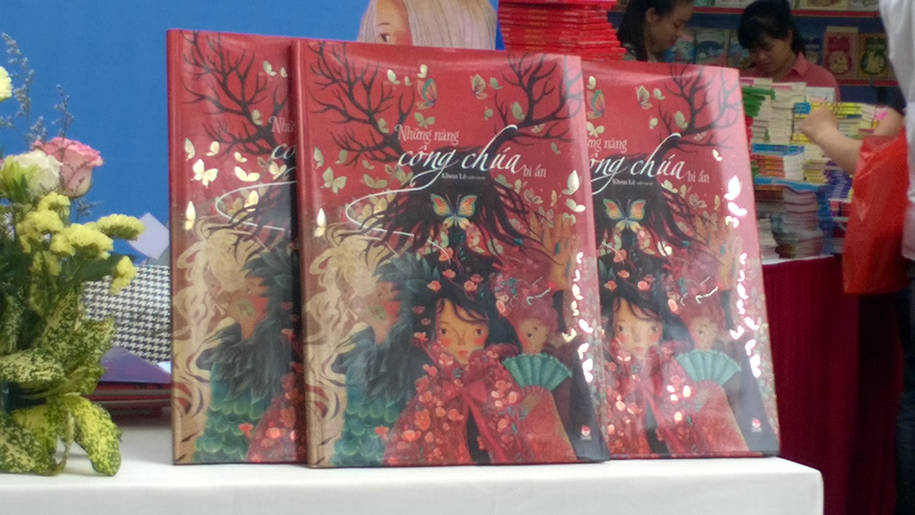 Nhung nang cong chua bi an anh 1