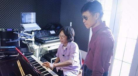 Con trai Nguyen Anh 9 nen dau thuong tap nhac cung Tuan Ngoc hinh anh