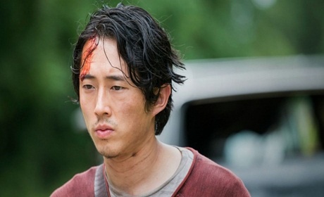 Glenn lieu co tu nan trong The Walking Dead 7 hinh anh