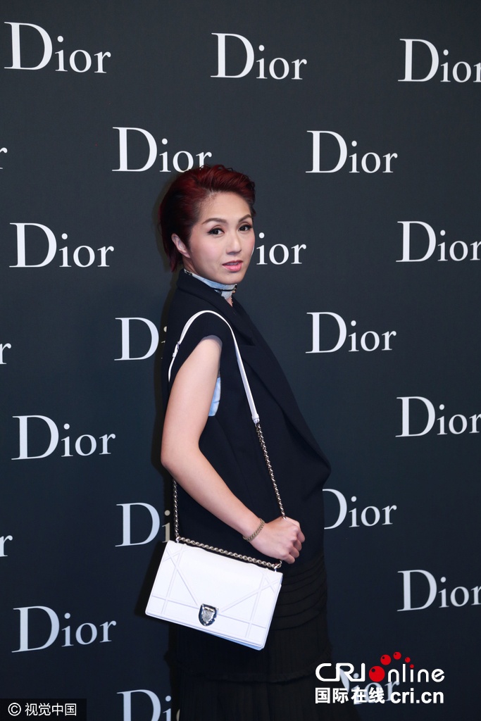 Song Joong Ki dự sự kiện thời trang ảnh 8 Song Joong Ki du su kien thoi trang anh 8