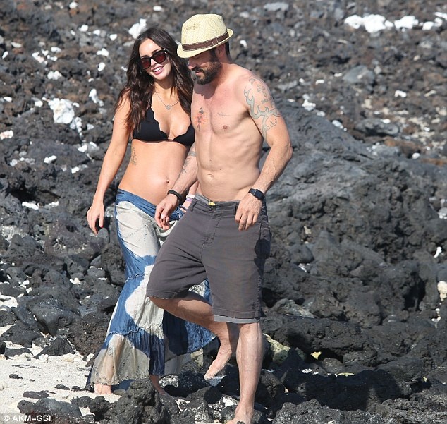 Megan Fox hàn gắn với chồng ảnh 3 Megan Fox han gan voi chong anh 3