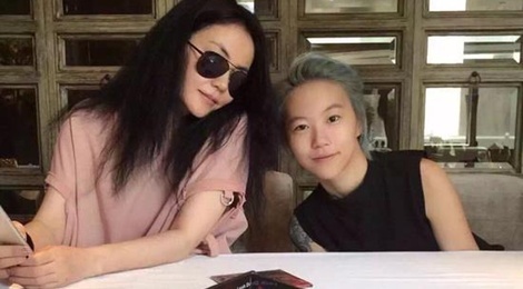 Vuong Phi xuat hien de quang ba album cua con gai hinh anh