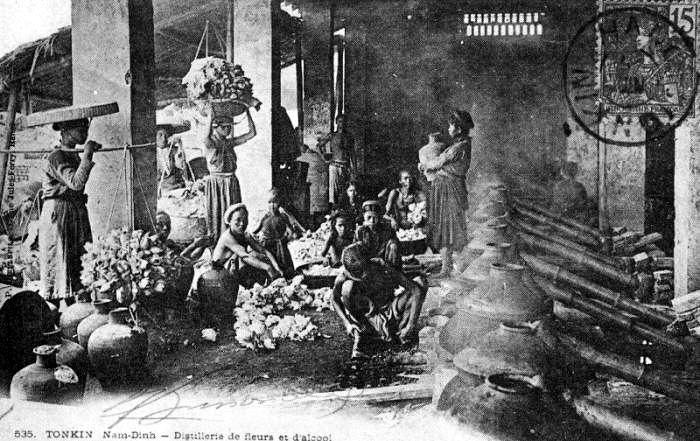 Viet Nam dau the ky 20 qua cai nhin cua lu khach Phap hinh anh