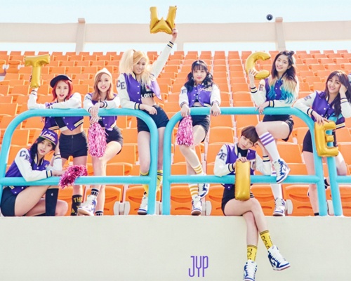 Cheer Up - Twice hinh anh