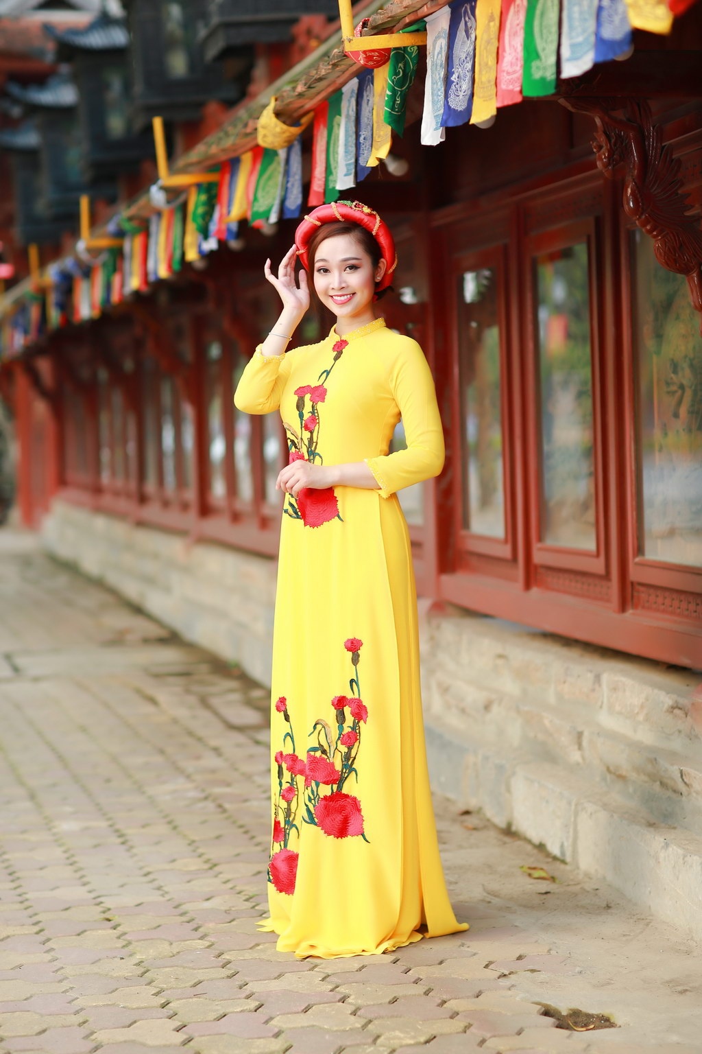 Thuy Linh,  ao dai anh 8