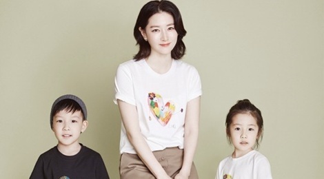 Cap song sinh nha Lee Young Ae ngay cang dang yeu hinh anh