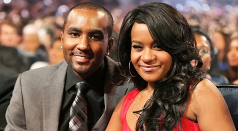 Con gai Whitney Houston nhieu lan say thai truoc khi chet hinh anh