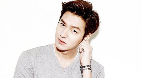 Lee Min Ho xuc dong khi fan cao dau vi minh hinh anh