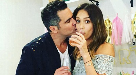 Jessica Alba duoc chong ‘ninh’ trong sinh nhat hinh anh