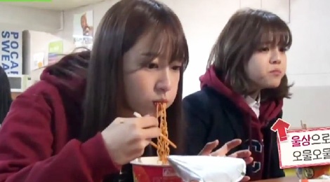 Dai truyen hinh Han lam show ve cac kieu nu an khoe hinh anh