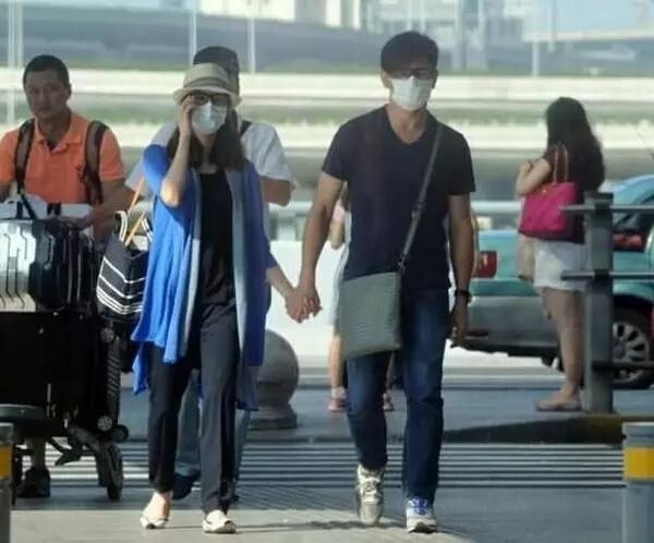 Ngo Ky Long tinh cam Luu Thi Thi anh 6