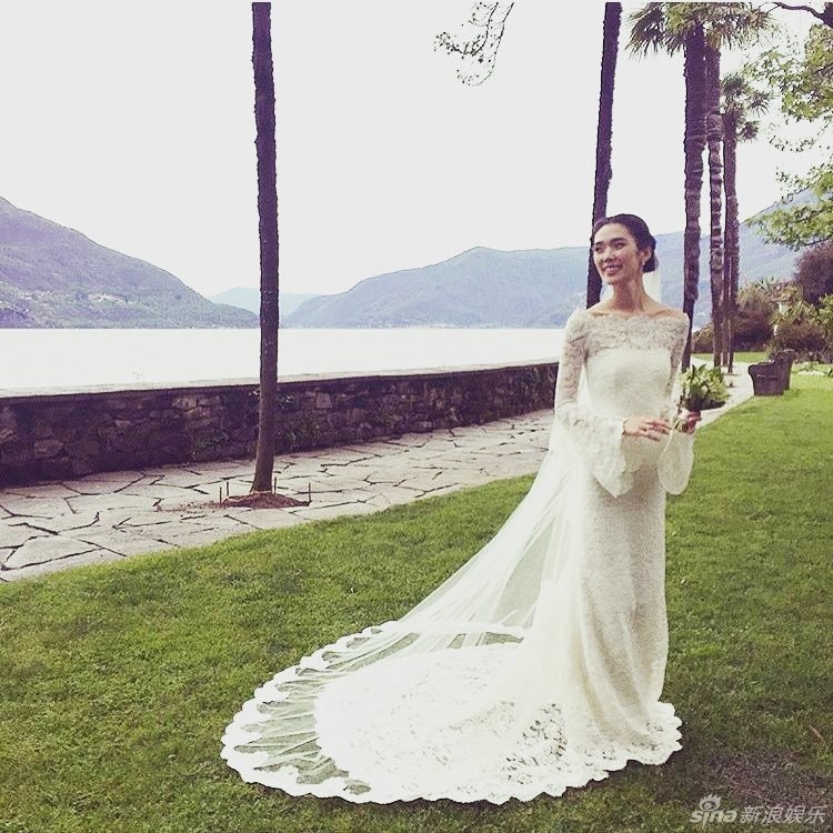 Đám cưới Tao Okamoto ảnh 1 Dam cuoi Tao Okamoto anh 1