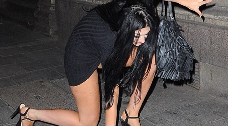 Sao truyen hinh Anh nguong ngung vi nga tren pho hinh anh