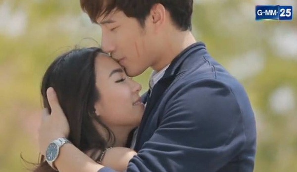 Tình yêu không có lỗi,  lỗi ở bạn thân nhạt nhẽo ảnh 5 Tinh yeu khong co loi,  loi o ban than nhat nheo anh 5