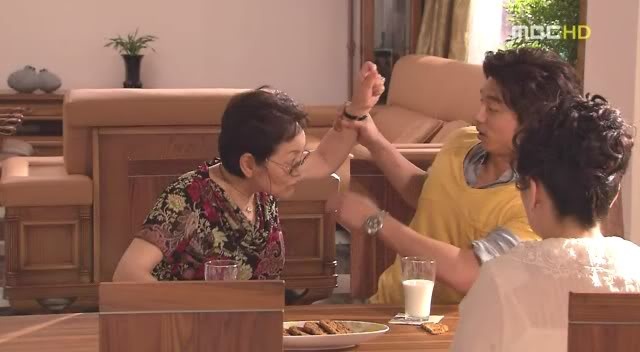 Người mẹ trong phim Hàn ảnh 4 Nguoi me trong phim Han anh 4