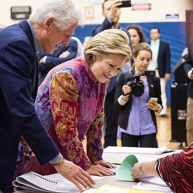 thời trang của hillary clinton ảnh 2 thoi trang cua hillary clinton anh 2