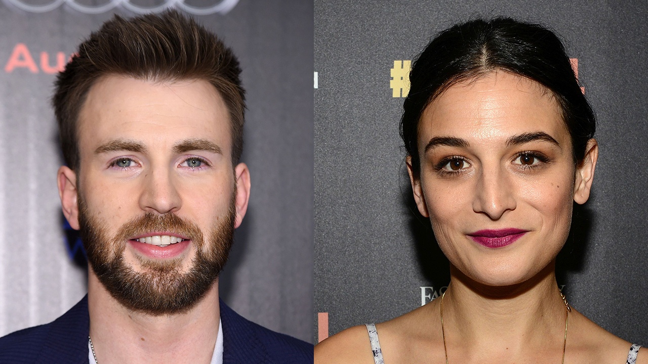 ‘Captain American’ cặp kè bạn diễn ảnh 1 ‘Captain American’ cap ke ban dien anh 1