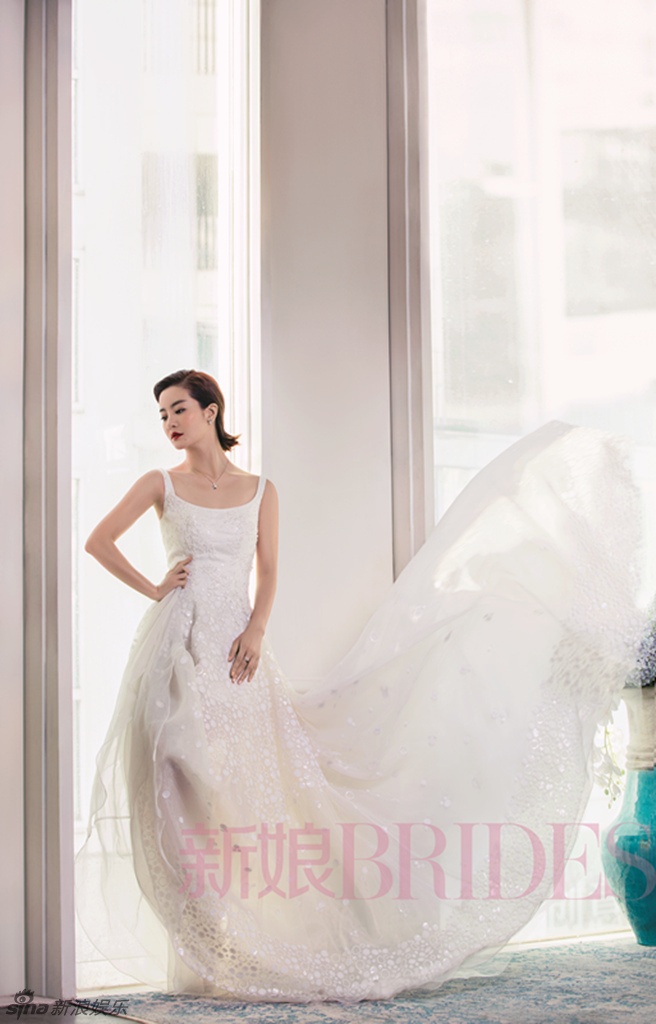 Hoan Chau cach cach dam cuoi anh 6