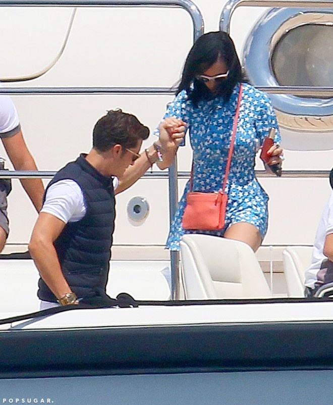 Orlando Bloom nong nan ben Katy Perry anh 5