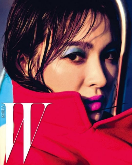 Phong cách lạ lẫm của Song Hye Kyo ảnh 4 Phong cach la lam cua Song Hye Kyo anh 4
