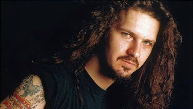 Sao bị tấn công ảnh 3 Sao bi tan cong anh 3