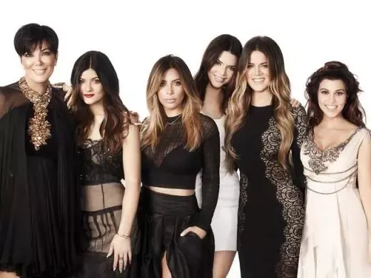 Nhà Kardashian lên màn ảnh rộng ảnh 1 Nha Kardashian len man anh rong anh 1