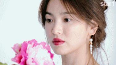 Song Hye Kyo dep nao long o tuoi 35 hinh anh