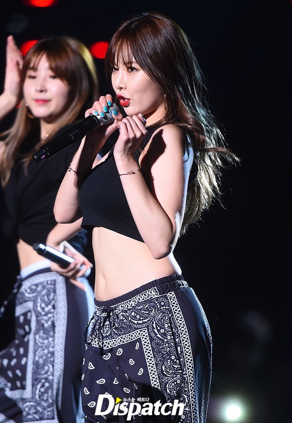 HyunA trình diễn sôi động ảnh 3 HyunA trinh dien soi dong anh 3