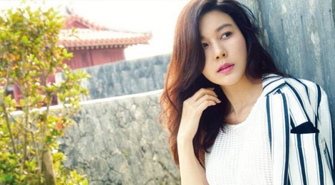 ‘Co ban gia su’ tro lai man anh nho sau dam cuoi hinh anh