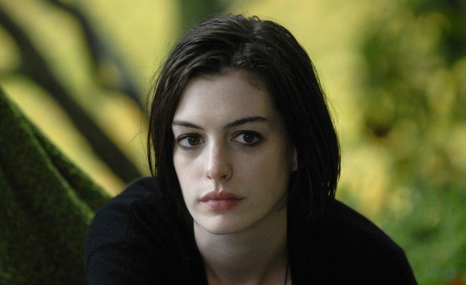 Anne Hathaway tren man anh anh 8