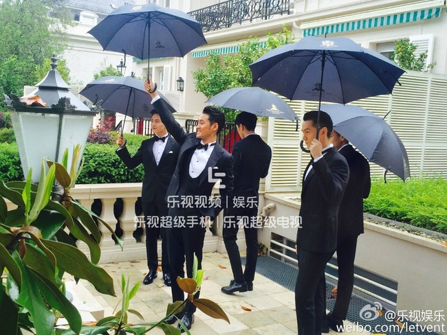 Dam cuoi sao Anh hung xa dieu anh 4