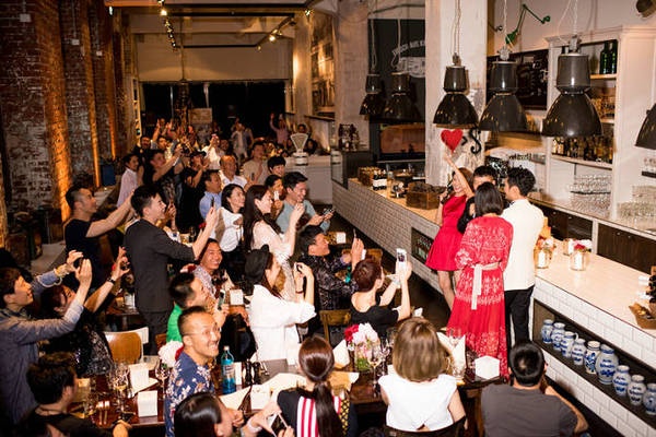 Dam cuoi sao Anh hung xa dieu anh 9