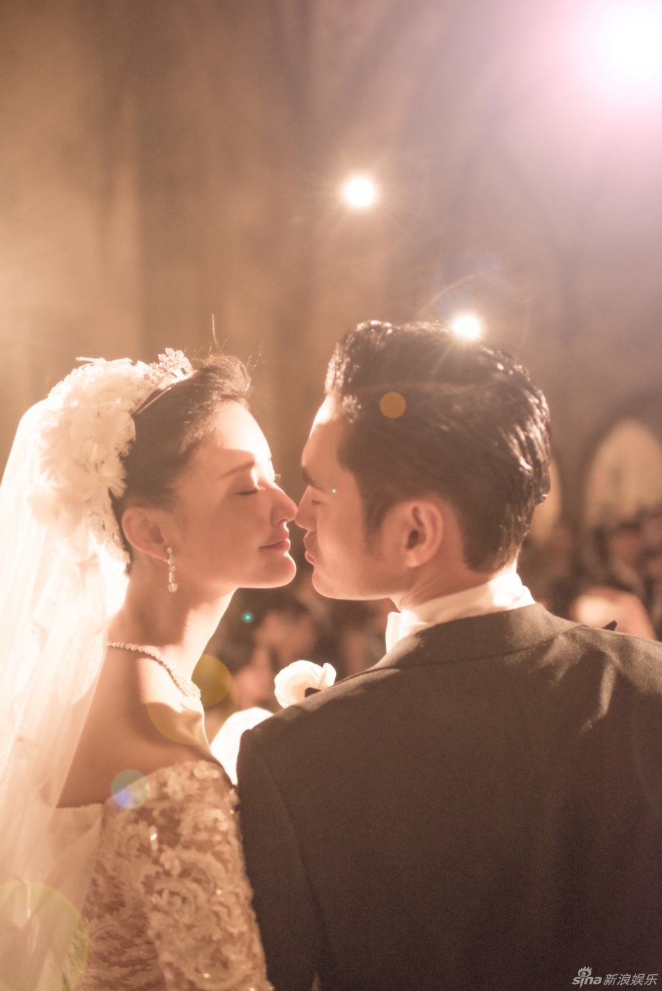 Dam cuoi sao Anh hung xa dieu anh 6