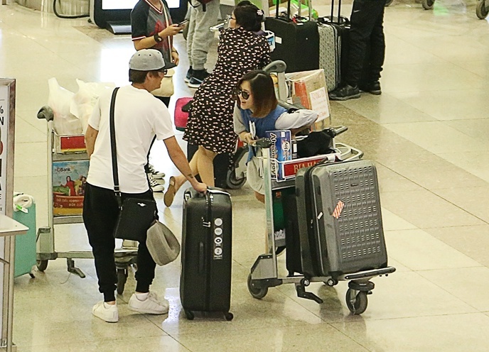 Huong Tram duoc chao don anh 3