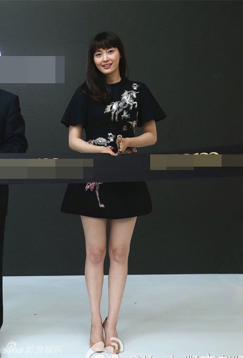 Vo Won Bin xuat hien sau sinh anh 1